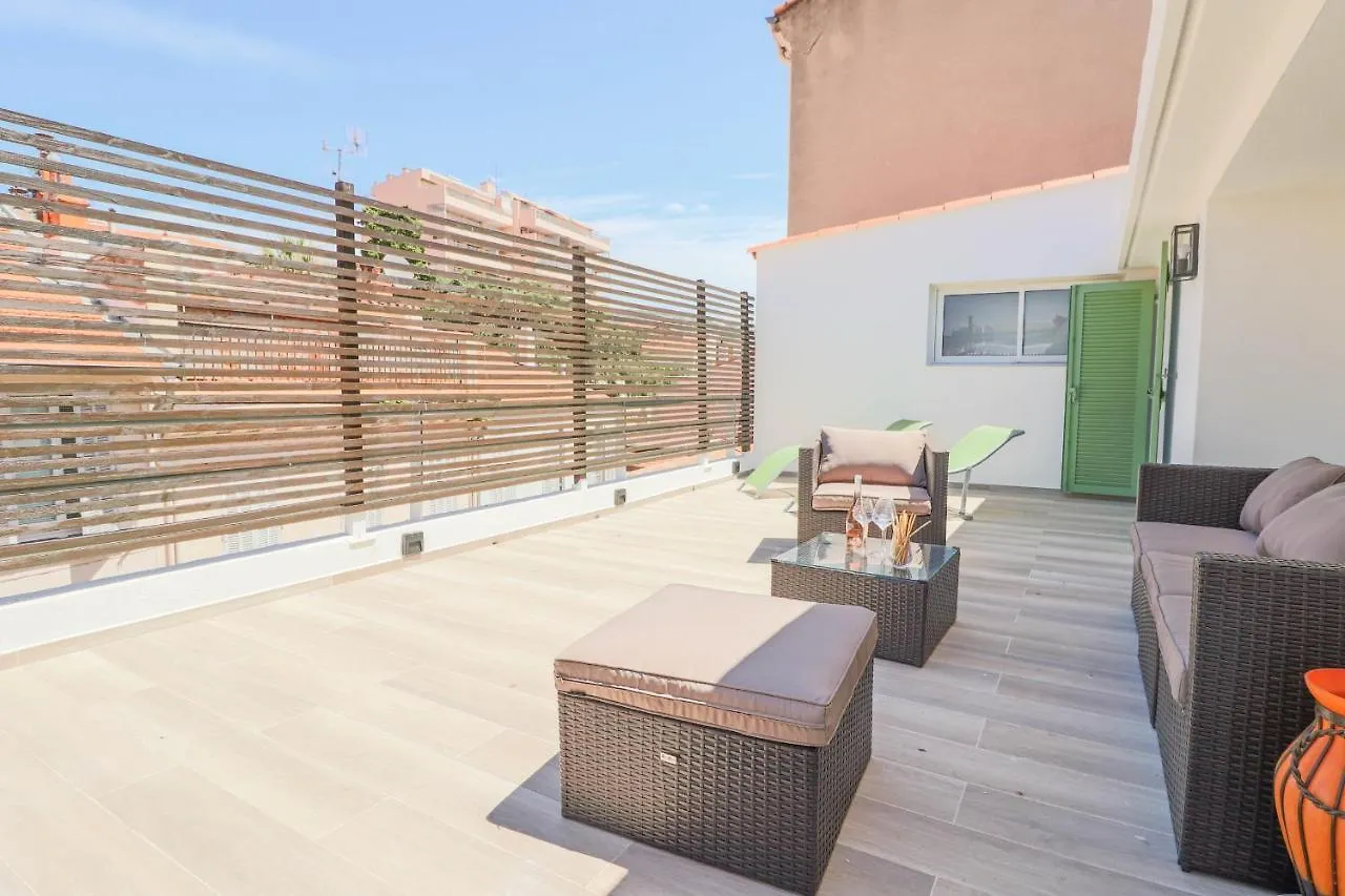 Meynadier Renovated Designer Apartment With Rooftop In Cannes France