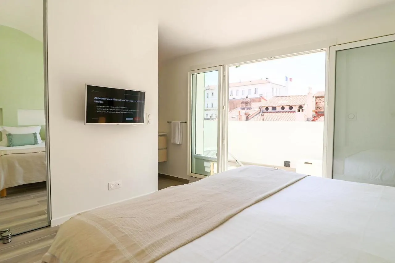 Meynadier Renovated Designer Apartment With Rooftop In Cannes