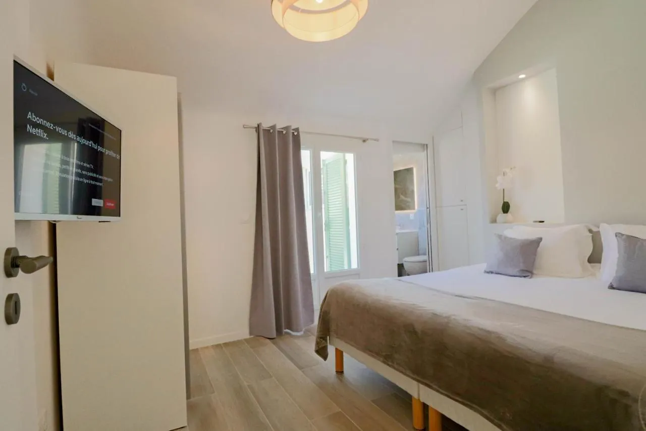 Meynadier Renovated Designer Apartment With Rooftop In Cannes 0*,