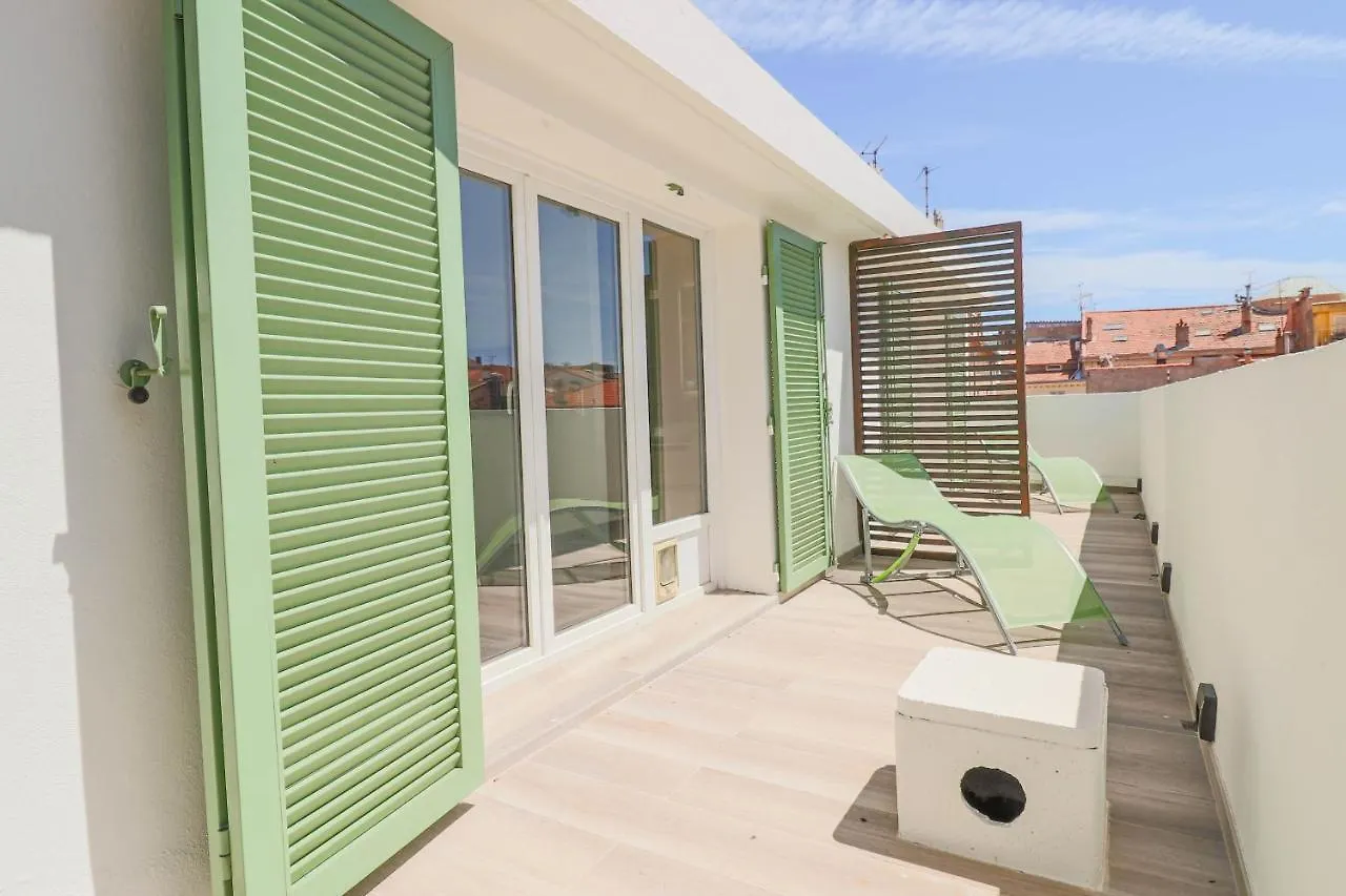 Meynadier Renovated Designer Apartment With Rooftop In Cannes 0*,  France